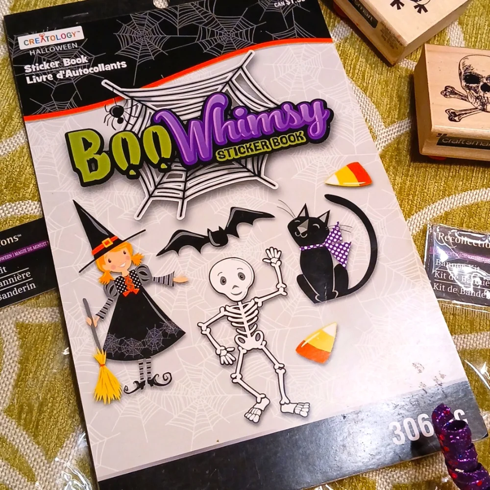 🍂🎃 Halloween Stamp, Sticker, & Party Decorations Set - Picture 2 of 11